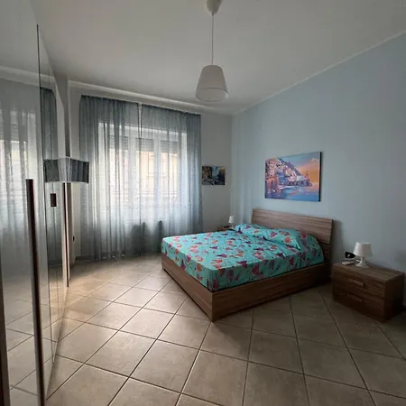 Casa Di Giulia Un Angolo Della Costiera Amalfitana * 살레르노